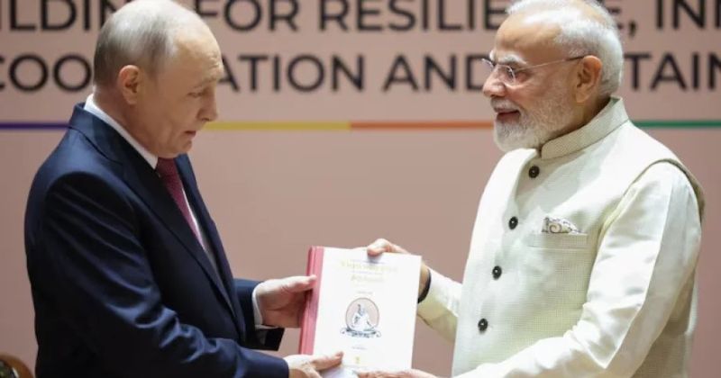 ব্রিকস সম্মেলনের ফাঁকে দিল্লিতে পুতিন-মোদি দ্বিপক্ষীয় বৈঠক